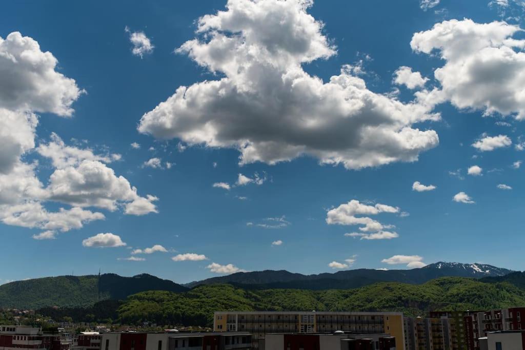 Skylark - Singapore Penthouse With Jacuzzi & Panoramic View Brașov Exterior foto